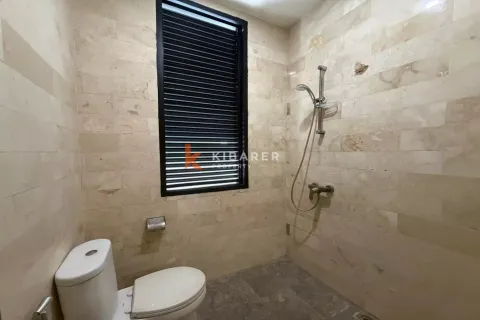 4 bedrooms Villa in Kerobokan, Badung, Indonesia No. 12168 11