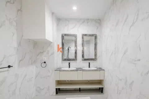 Вилла с 2 спальнями в Seminyak, Бадунг, Индонезия № 12173 6