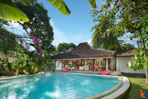 4 bedrooms Villa in Badung, Indonesia No. 11568