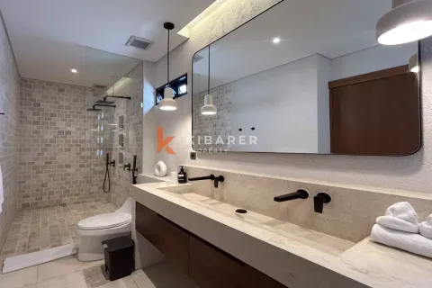 3 bedrooms Villa in Tibubeneng, Badung, Indonesia No. 12288 22