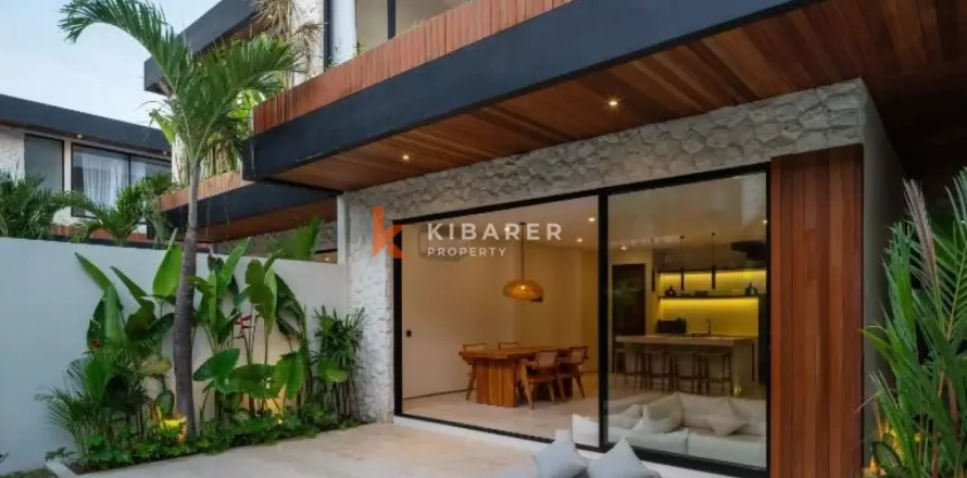 2 bedrooms Villa in Kuta, Badung, Indonesia No. 12287