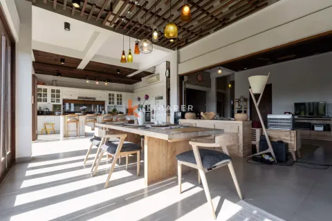 6 bedrooms Villa in South Kuta, Badung, Indonesia No. 12907 13
