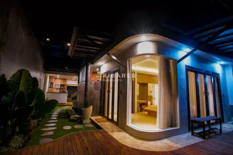2 bedrooms Villa in South Kuta, Badung, Indonesia No. 12908