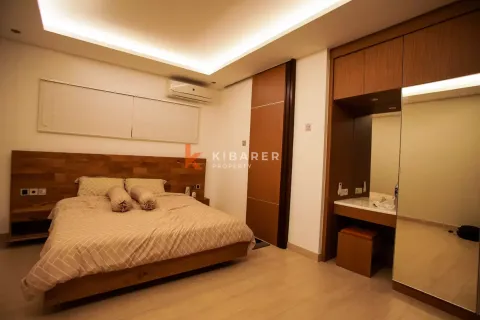 2 bedrooms Villa in South Kuta, Badung, Indonesia No. 12908 11