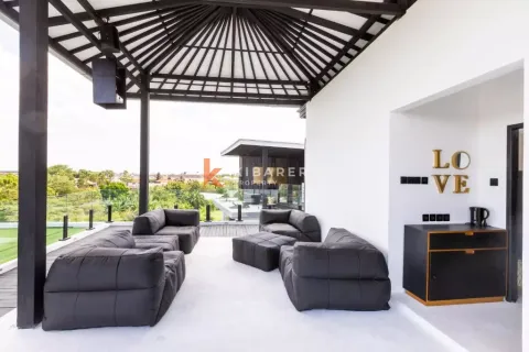 5 bedrooms Villa in Tibubeneng, Badung, Indonesia No. 12020 16