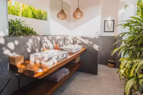 5 bedrooms Villa in Tibubeneng, Badung, Indonesia No. 12020 22