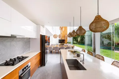 5 bedrooms Villa in Tibubeneng, Badung, Indonesia No. 12020 17