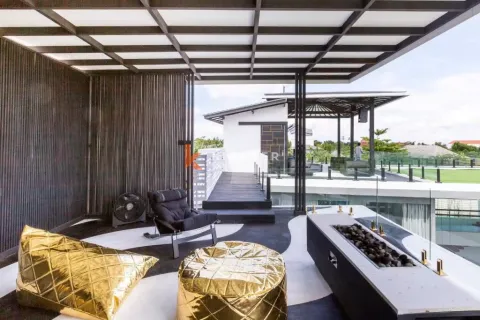 5 bedrooms Villa in Tibubeneng, Badung, Indonesia No. 12020 14