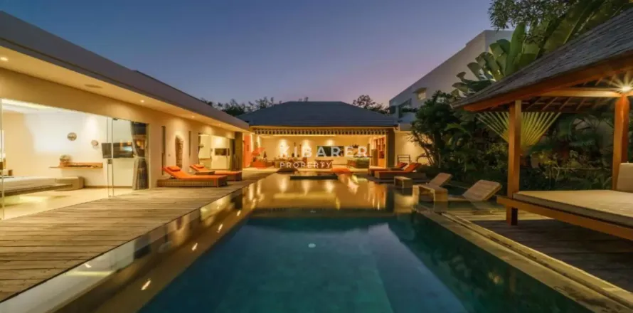 3 bedrooms Villa in Tibubeneng, Badung, Indonesia No. 12019