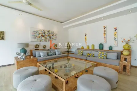 3 bedrooms Villa in Tibubeneng, Badung, Indonesia No. 12019 6