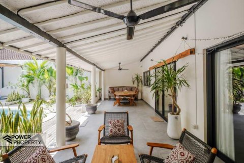 3 bedrooms Villa in Kerobokan, Badung, Indonesia No. 9305 15