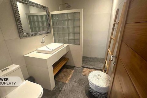 3 bedrooms Villa in Kerobokan, Badung, Indonesia No. 9305 11