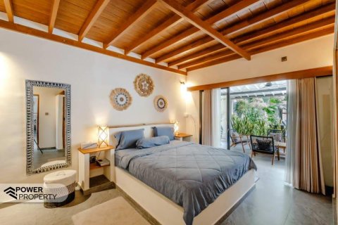3 bedrooms Villa in Kerobokan, Badung, Indonesia No. 9305 18