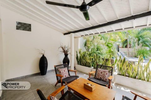 3 bedrooms Villa in Kerobokan, Badung, Indonesia No. 9305 6