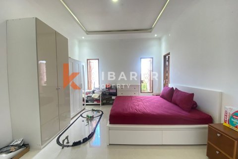 4 bedrooms Villa in Jimbaran, Badung, Indonesia No. 13077 12