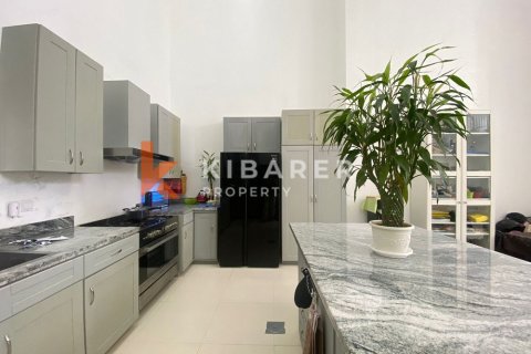 4 bedrooms Villa in Jimbaran, Badung, Indonesia No. 13077 21