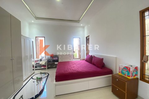 4 bedrooms Villa in Jimbaran, Badung, Indonesia No. 13077 25