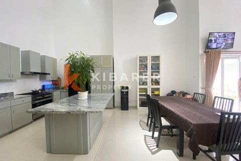 4 bedrooms Villa in Jimbaran, Badung, Indonesia No. 13077 20