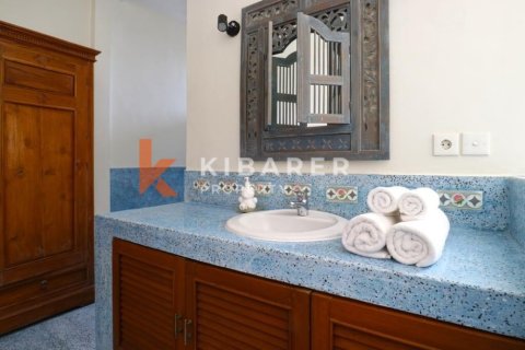 Вилла с 3 спальнями в Kerobokan, Бадунг, Индонезия № 13080 10