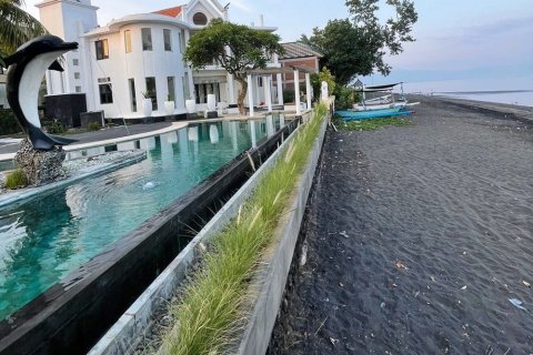 4 bedrooms Villa in Lovina, Anturan, Buleleng, Indonesia No. 11338 12