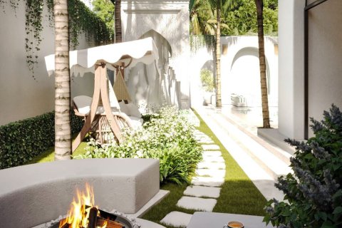 4 bedrooms Villa in Kuta, Badung, Indonesia No. 11335 15