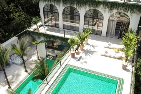 4 bedrooms Villa in Kuta, Badung, Indonesia No. 11335 13