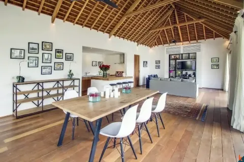 3 bedrooms Villa in Badung, Indonesia No. 10742 9