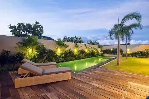 3 bedrooms Villa in Badung, Indonesia No. 10742 4