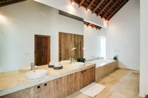 3 bedrooms Villa in Badung, Indonesia No. 10742 16