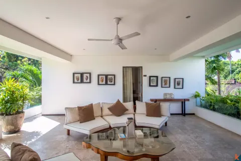 7 bedrooms Villa in Jimbaran, Badung, Indonesia No. 10740 16