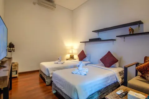 7 bedrooms Villa in Jimbaran, Badung, Indonesia No. 10740 25