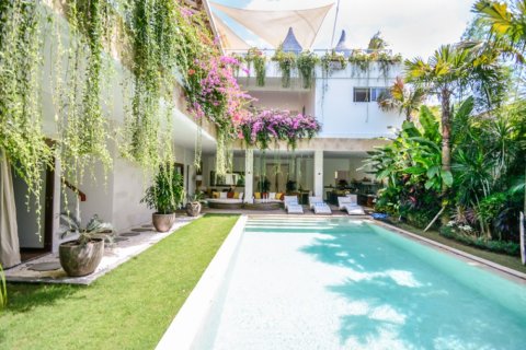 7 bedrooms Villa in Jimbaran, Badung, Indonesia No. 10740 3