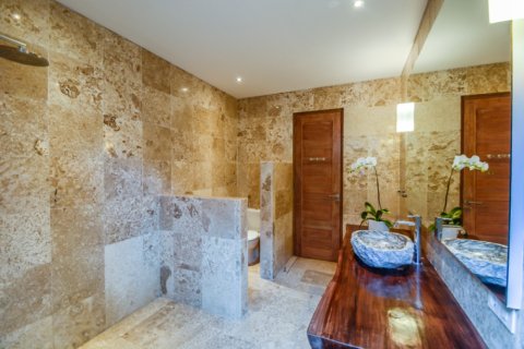 7 bedrooms Villa in Jimbaran, Badung, Indonesia No. 10740 26
