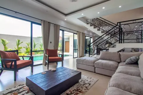 3 bedrooms Villa in Seminyak, Badung, Indonesia No. 10741 13