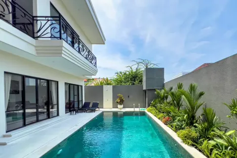 3 bedrooms Villa in Seminyak, Badung, Indonesia No. 10741 4