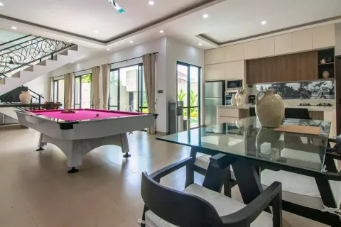 3 bedrooms Villa in Seminyak, Badung, Indonesia No. 10741 7
