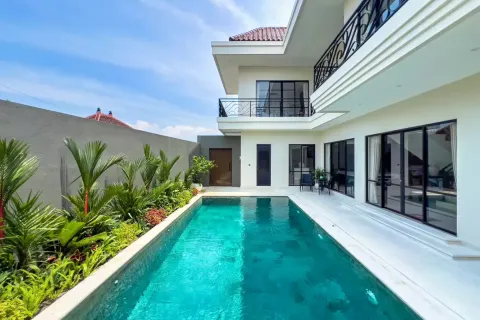 3 bedrooms Villa in Seminyak, Badung, Indonesia No. 10741 2