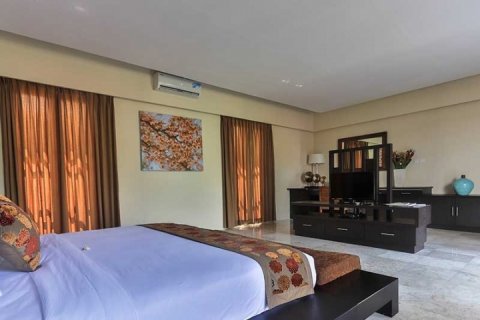 3 bedrooms Villa in Canggu, Badung, Indonesia No. 1411 9