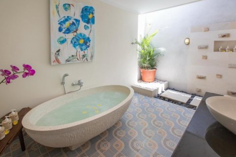 2 bedrooms Villa in Seminyak, Badung, Indonesia No. 1415 17