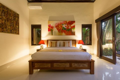 2 bedrooms Villa in Seminyak, Badung, Indonesia No. 1415 12