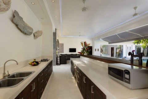 Вилла с 3 спальнями в Seminyak, Бадунг, Индонезия № 1416 11