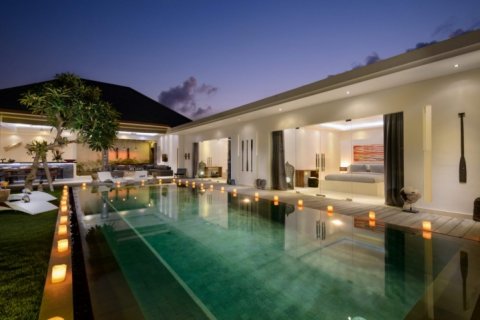 Вилла с 3 спальнями в Seminyak, Бадунг, Индонезия № 1416 5