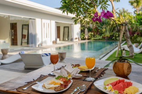 Вилла с 3 спальнями в Seminyak, Бадунг, Индонезия № 1416 2