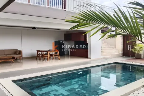 3 bedrooms Villa in Denpasar, Indonesia No. 12259