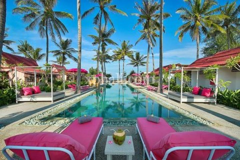 31 bedroom Villa in Indonesia No. 7834 30