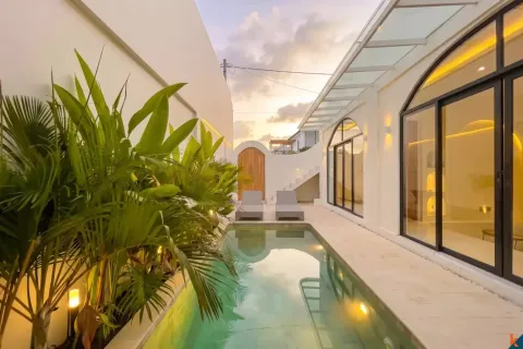 2 bedrooms Villa in Kuta, Badung, Indonesia No. 13267