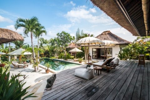 2 bedrooms Villa in Canggu, Badung, Indonesia No. 1672 3