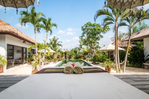 2 bedrooms Villa in Canggu, Badung, Indonesia No. 1672 4