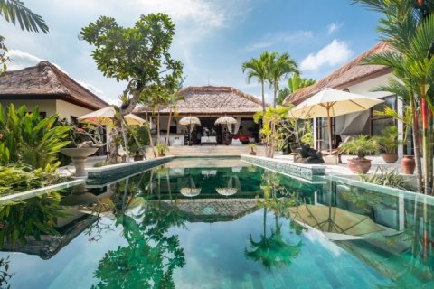 2 bedrooms Villa in Canggu, Badung, Indonesia No. 1672