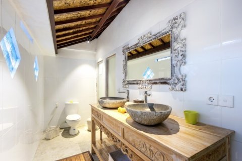 2 bedrooms Villa in Ubud, Gianyar, Indonesia No. 1674 14